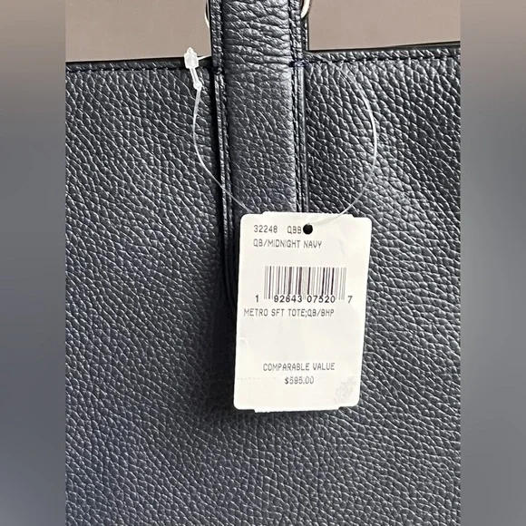 32248 - Coach Metropolitan Soft Tote - Picture 10 of 12